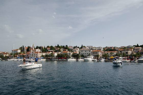 Rogoznica i marina s mora